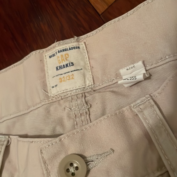 Vintage Gap Khaki Pants - Picture 3 of 3